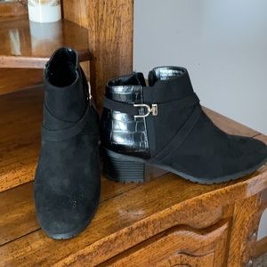 Karen Scott ankle boot